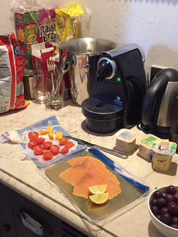 How to Cook in Hotel Room