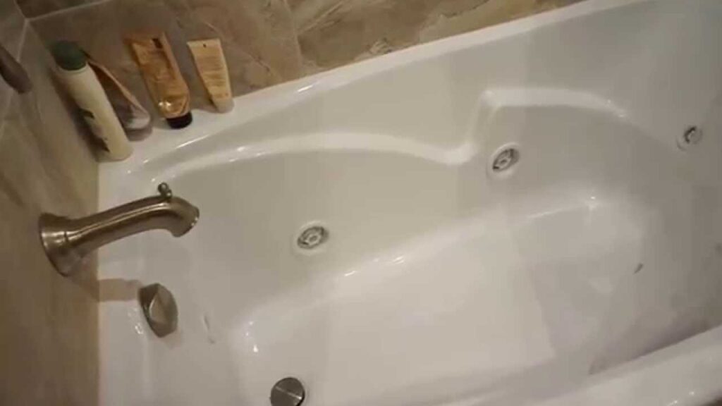 How to Turn on Jacuzzi Tub in Hotel