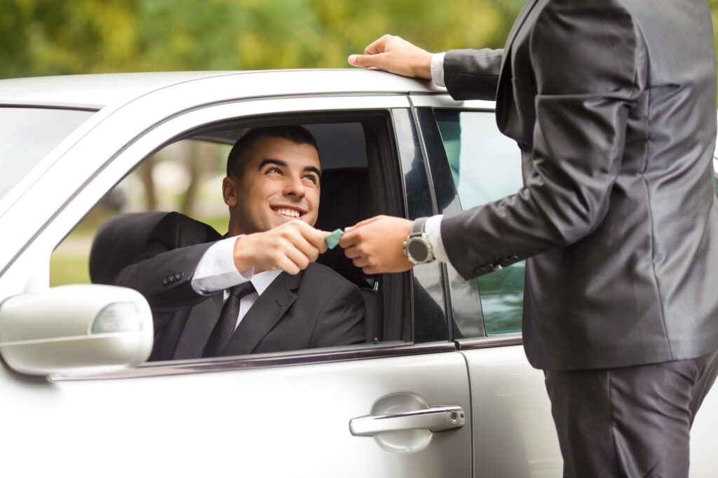 Should You Tip Hotel Shuttle Drivers