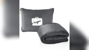 Best Airline Travel Blanket 2026: Top Cozy Picks for Every Traveler