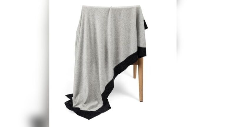 Best Cashmere Travel Blanket 2026: Top Cozy Picks for Travelers