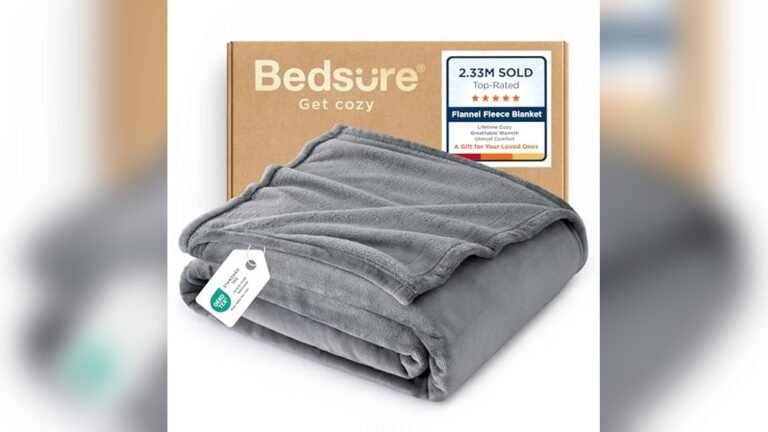 Best Warm Travel Blanket 2026: Top Cozy Picks for Every Journey